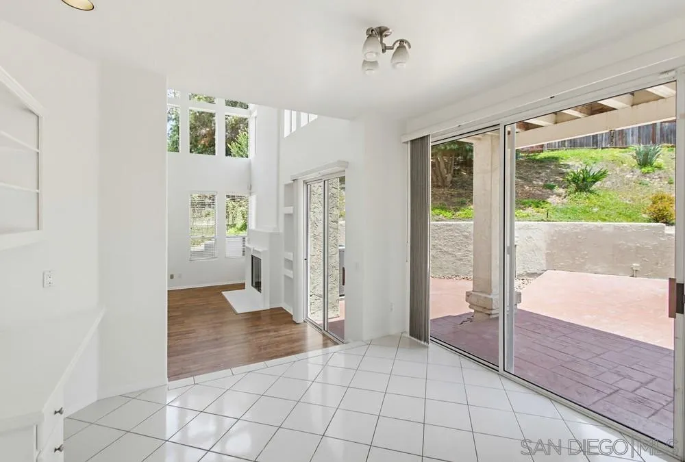https://cdn.realtyfeed.com/cdn/127/260015400/1b56c5e214f2ea8455581084003f22fd.webp