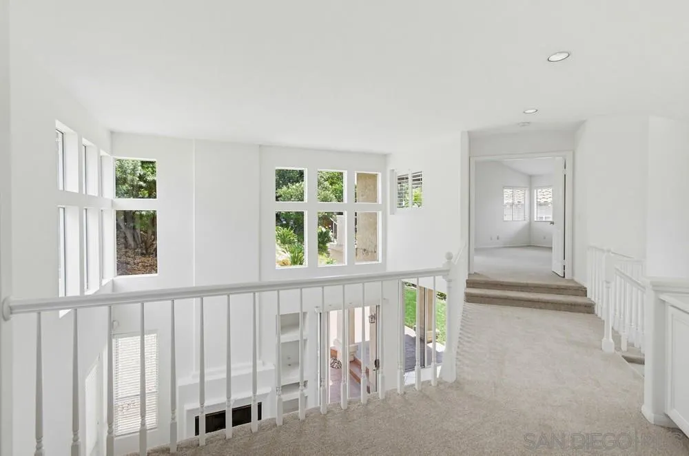 https://cdn.realtyfeed.com/cdn/127/260015400/2b4188e749ddd606ba12cbe3e19b89cc.webp