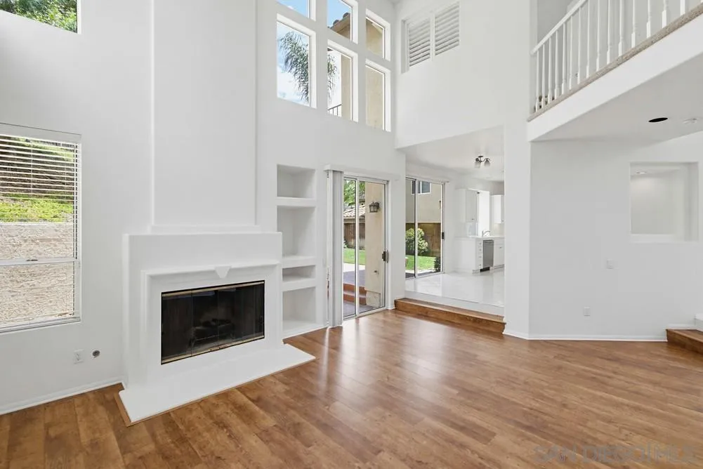 https://cdn.realtyfeed.com/cdn/127/260015400/8795d1c24cd1c8a45065f3d098078c2d.webp