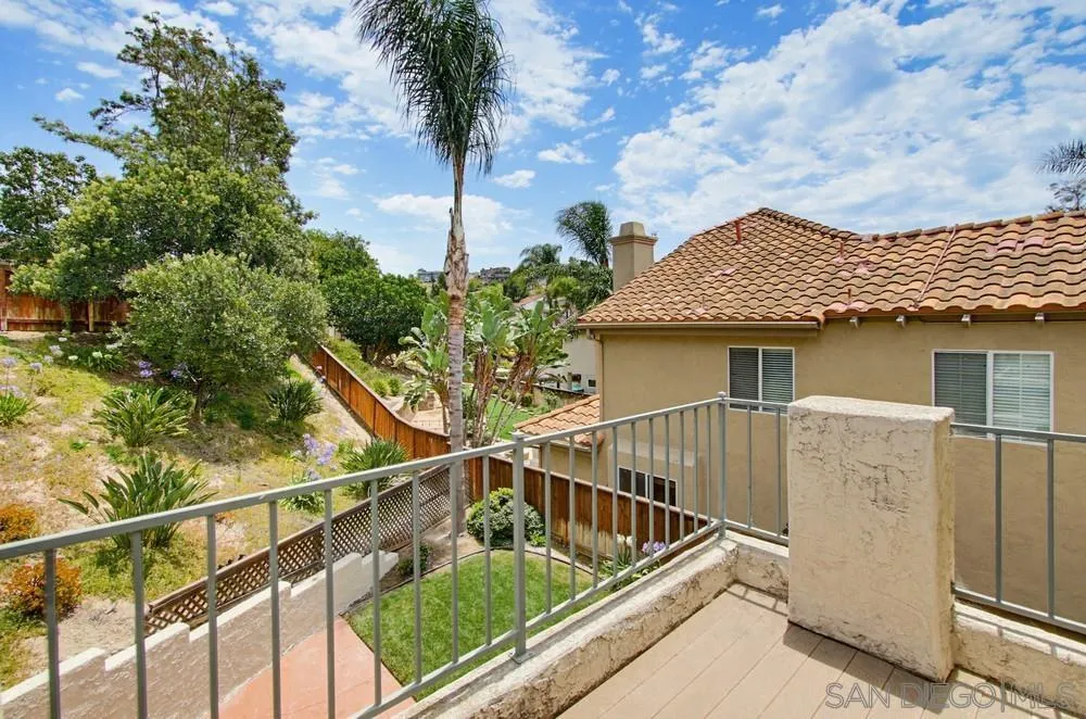 https://cdn.realtyfeed.com/cdn/127/260015400/991b48a96d933831c9ac464423bea5c8.webp
