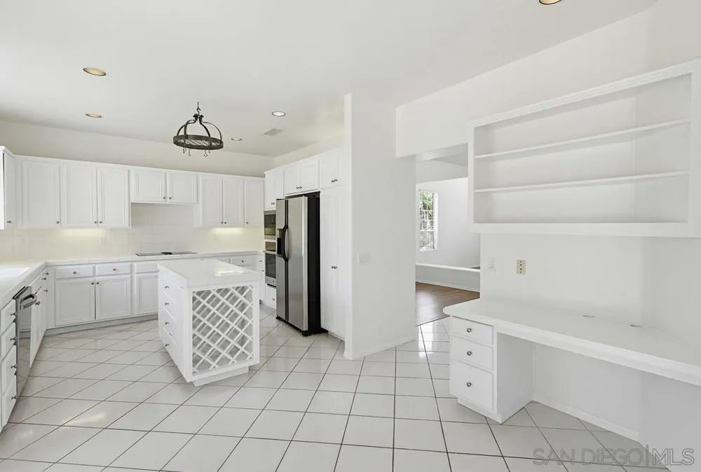 https://cdn.realtyfeed.com/cdn/127/260015400/f2995cb9c43e2bb27209646bcc832d3b.webp