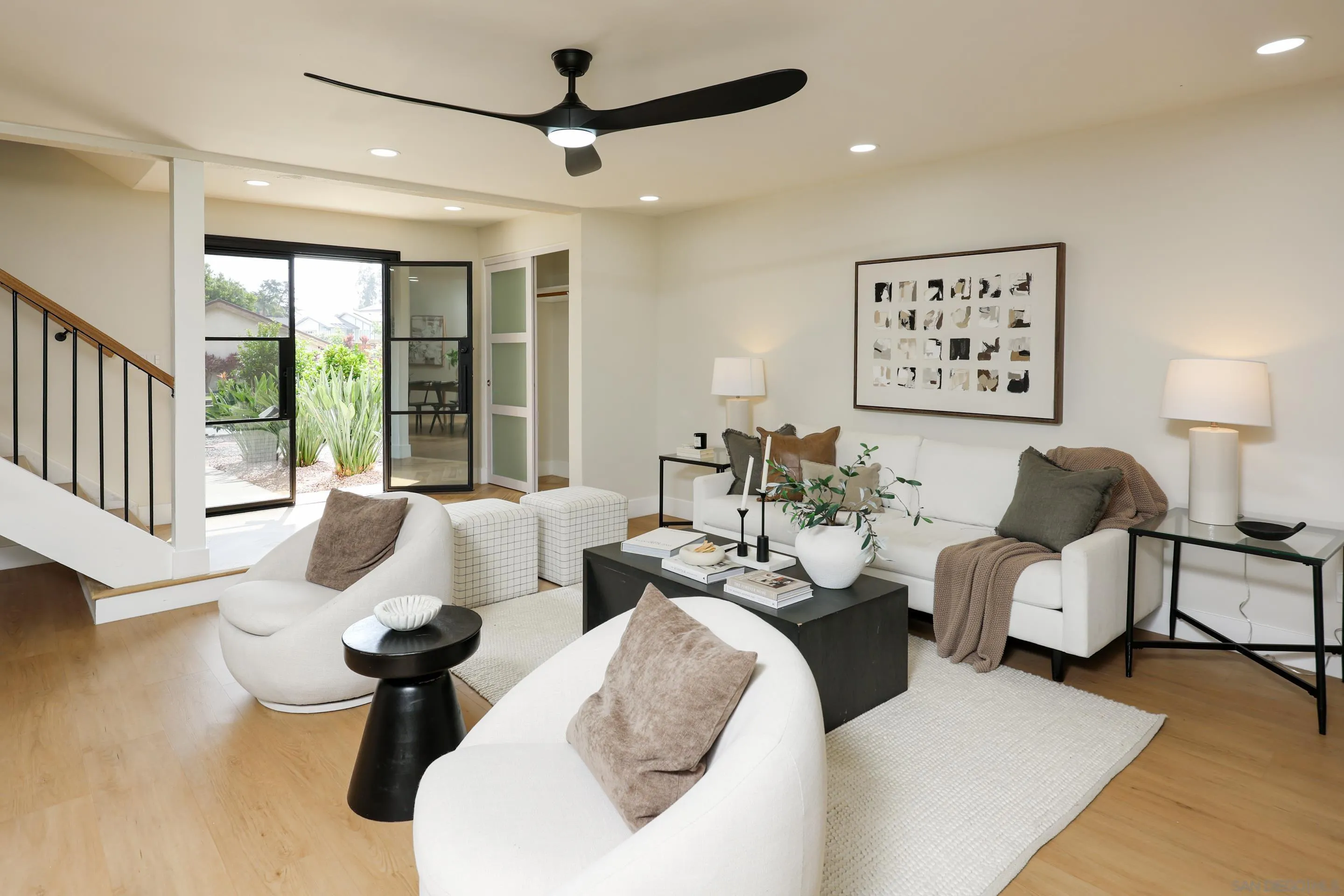 https://cdn.realtyfeed.com/cdn/127/260015402/10883f91a97e6cf42f1f396281fa3ec3.webp
