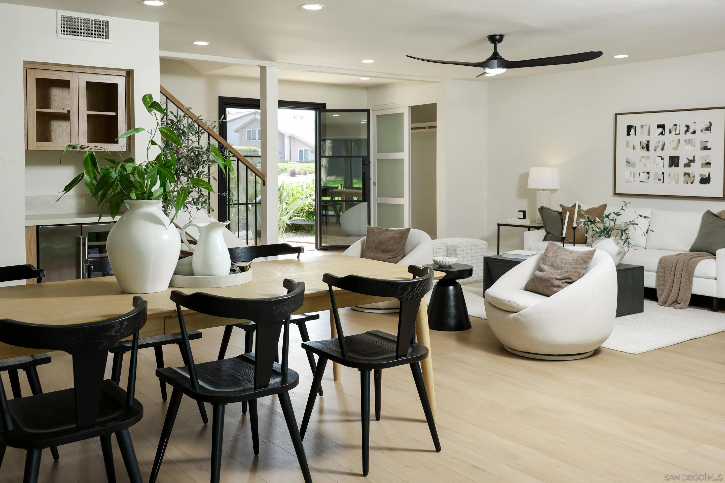 https://cdn.realtyfeed.com/cdn/127/260015402/7867f01a68e9b29f38e0c2ec524e69c0.webp