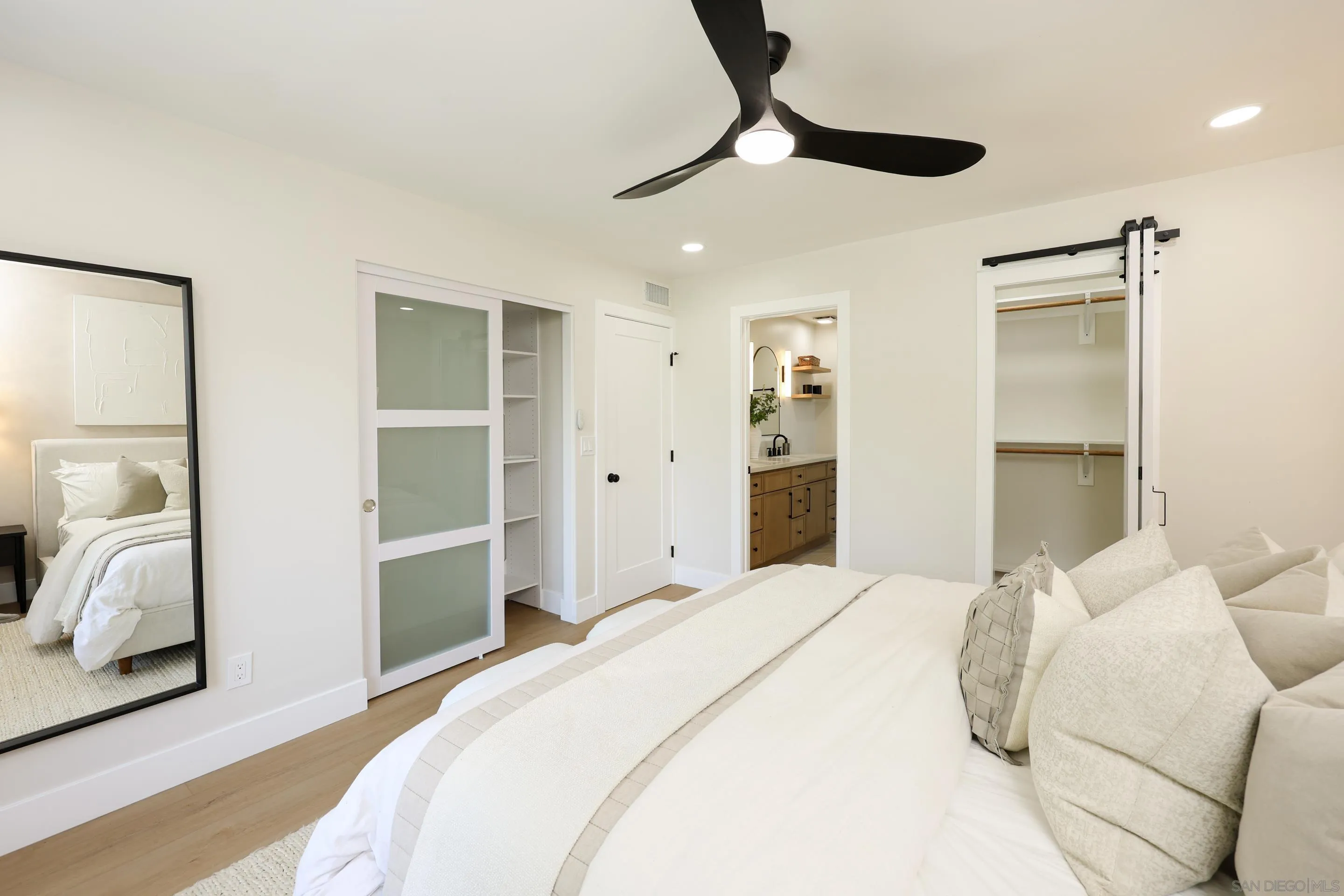 https://cdn.realtyfeed.com/cdn/127/260015402/7fd3b0515e5695f12901d0a8b667955b.webp