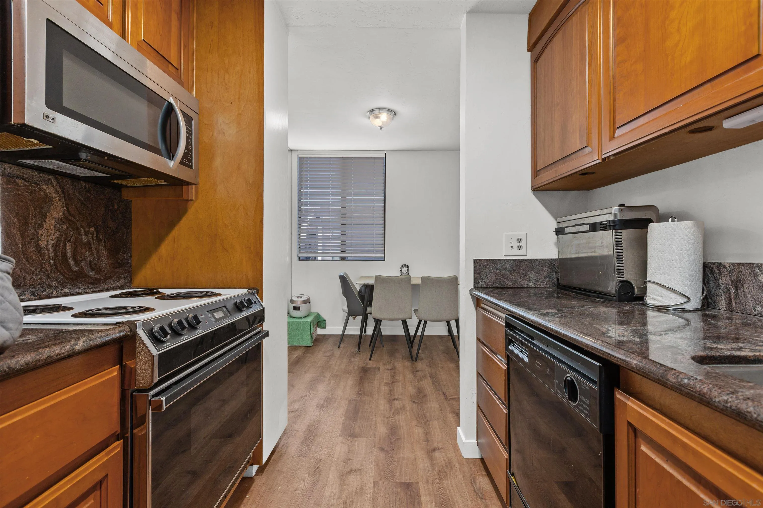 Photo #25: 260015407 Listing: Photo #25