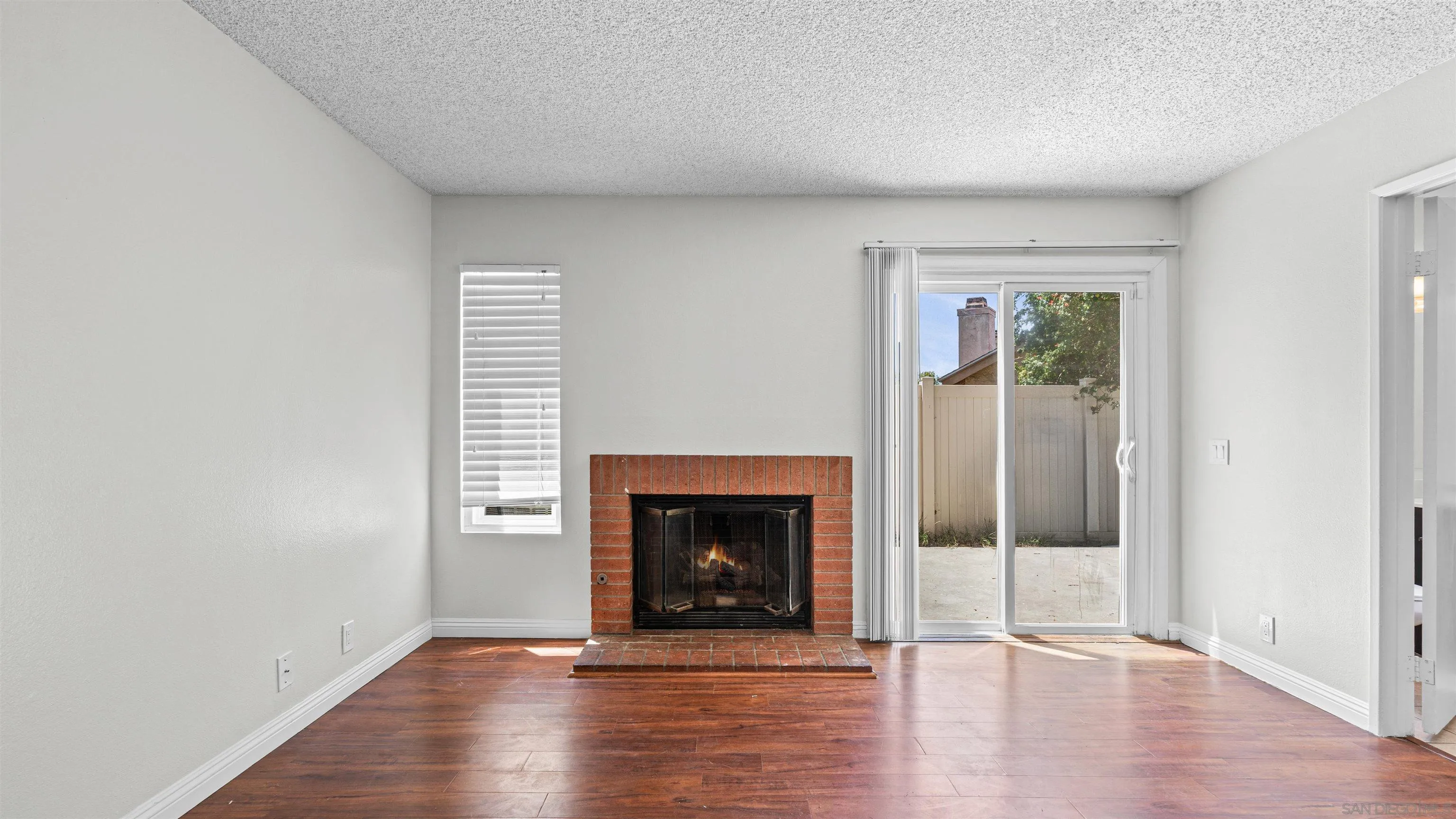 Photo #11: 260015412 Listing: Photo #11