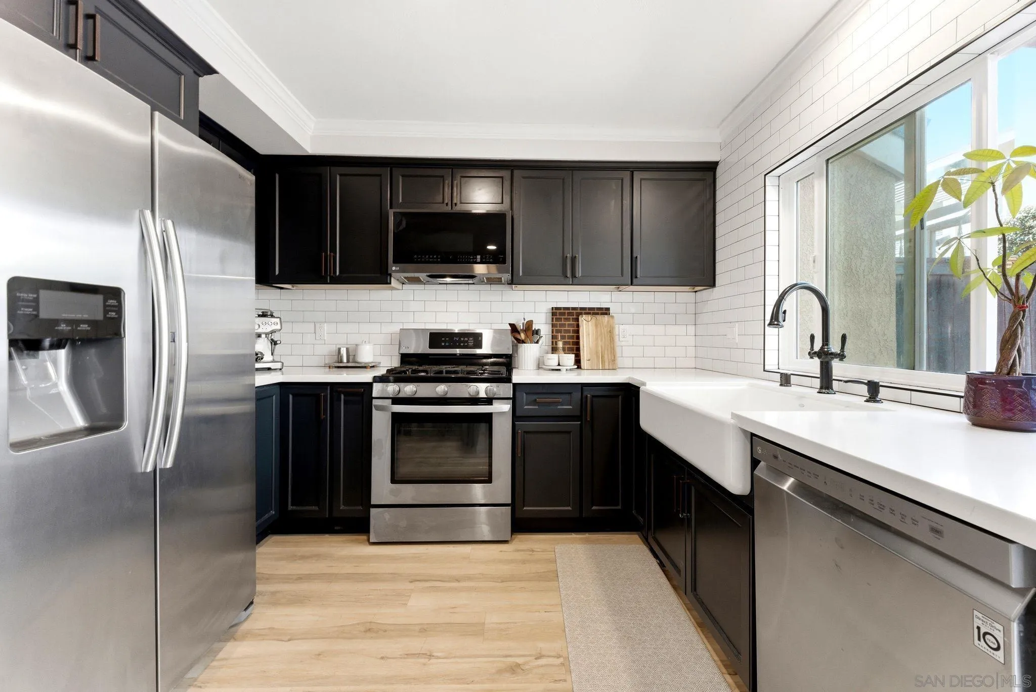 Photo #7: 260015415 Listing: Photo #7