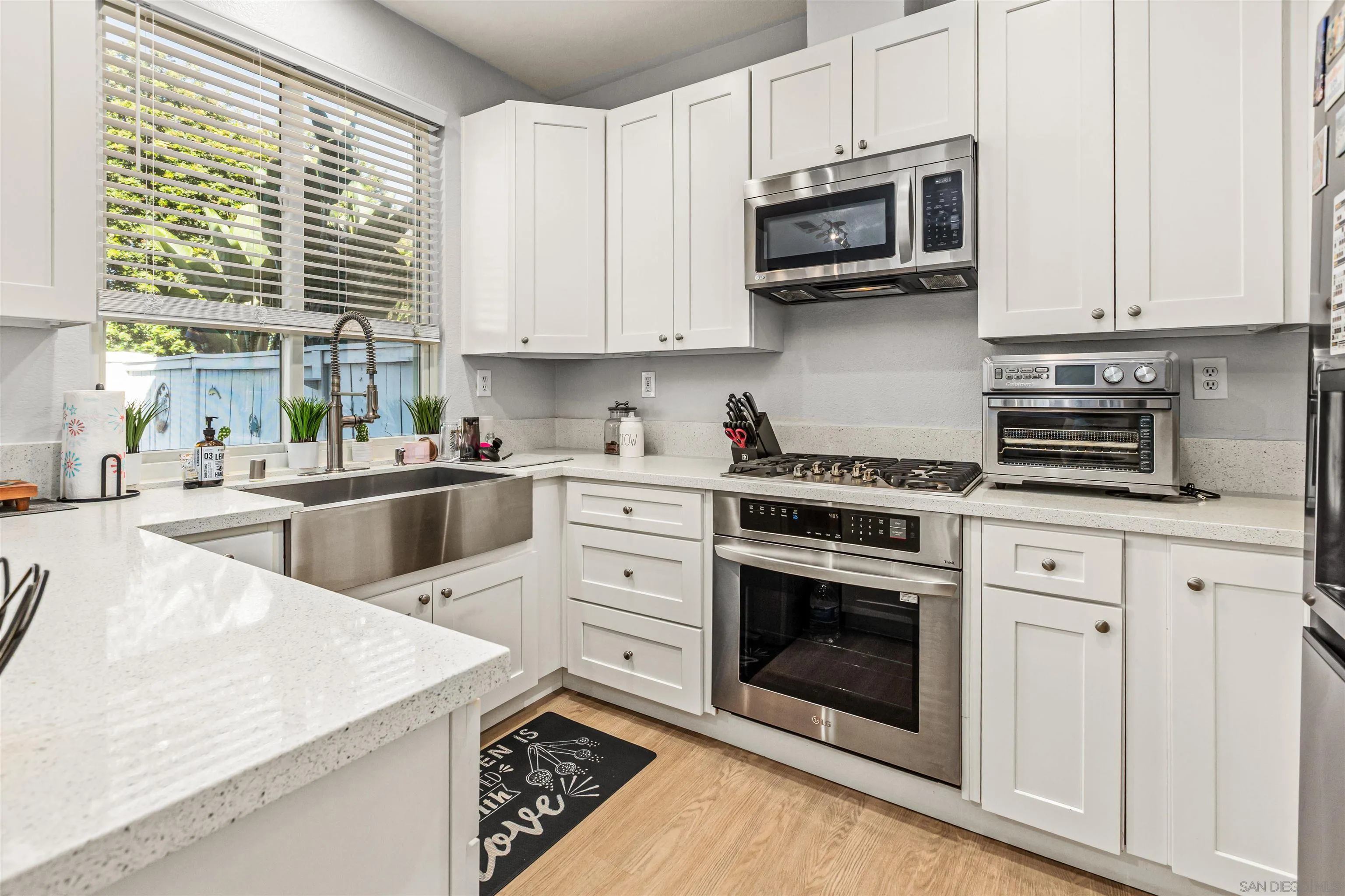 Photo #12: 260015419 Listing: Photo #12