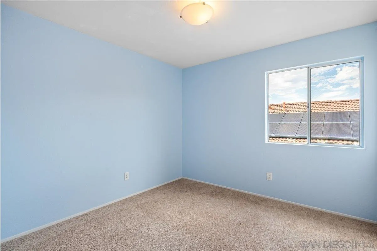 https://cdn.realtyfeed.com/cdn/127/260015421/49d38480daeeacd5a2aeb908fd123350.webp