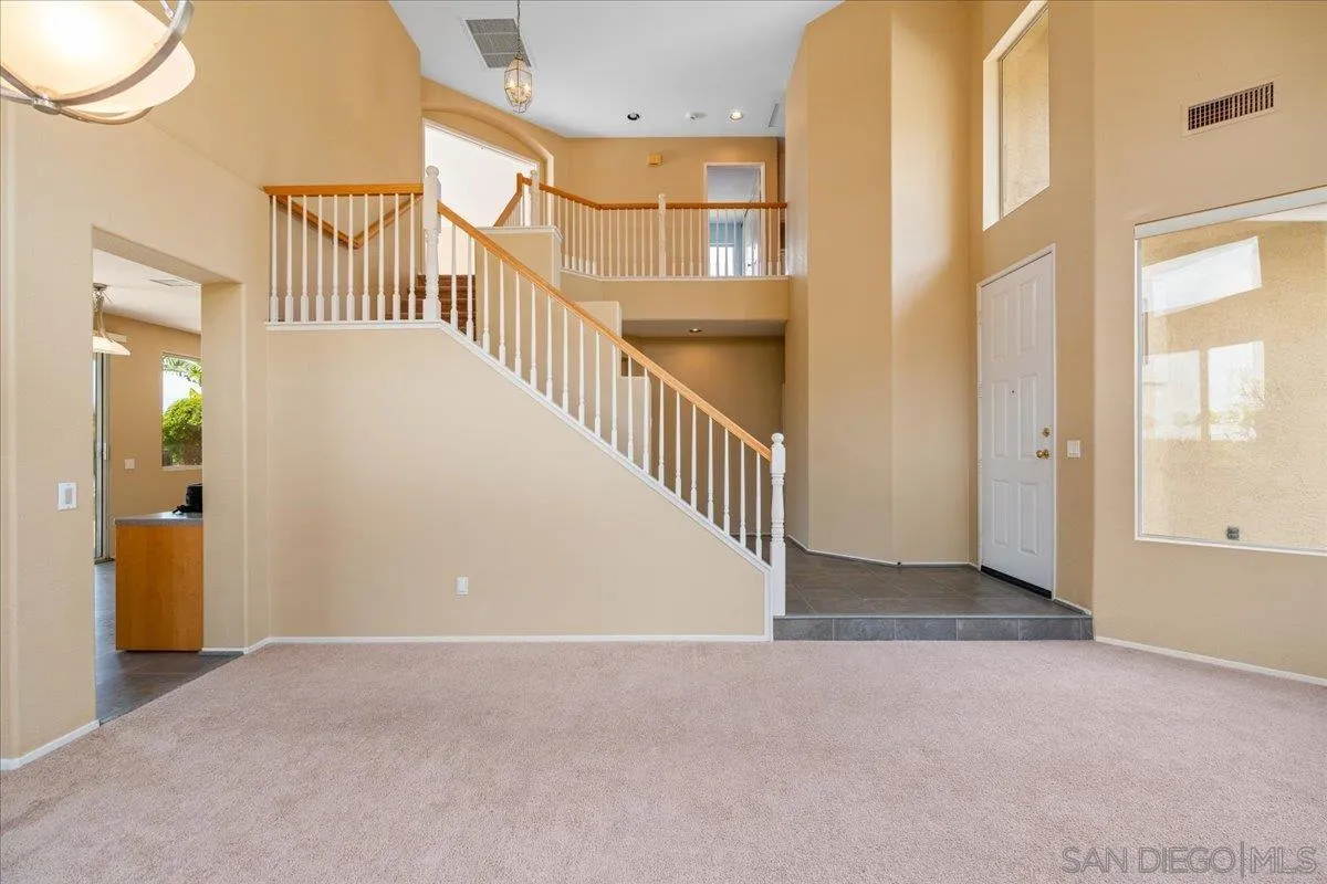 https://cdn.realtyfeed.com/cdn/127/260015421/8595c66bbc72fe2ad062a0f304b6bb0d.webp