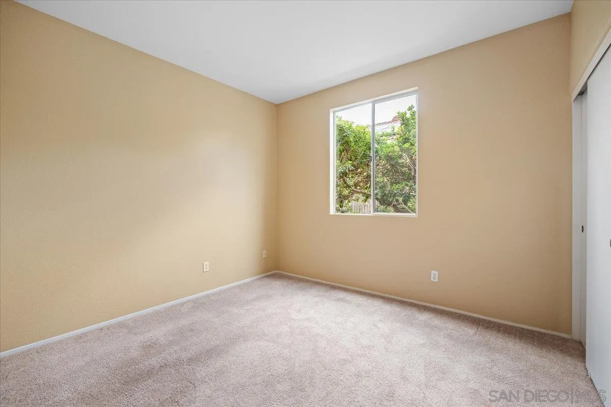 https://cdn.realtyfeed.com/cdn/127/260015421/89a2d475f5092778fe5d59a2523c380e.webp