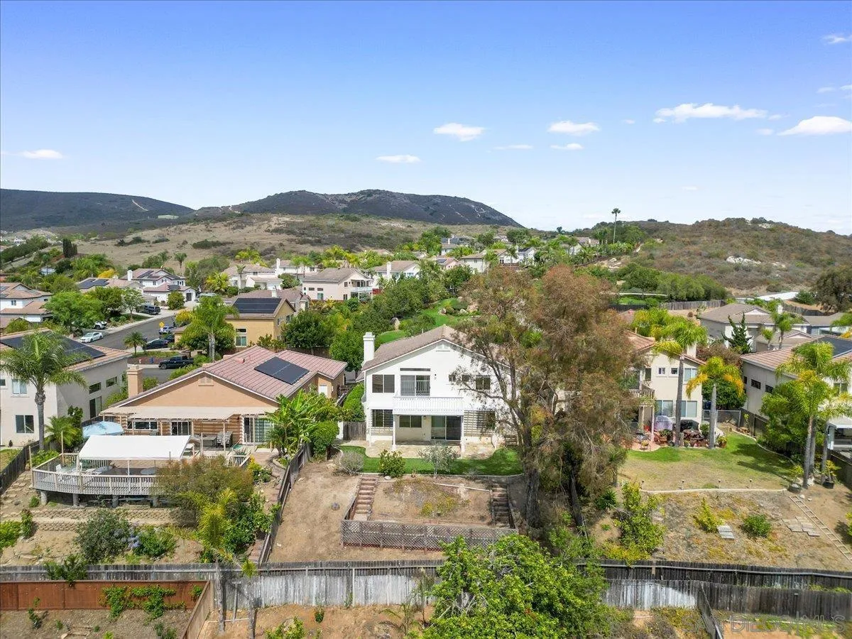 https://cdn.realtyfeed.com/cdn/127/260015421/8a31a1f6ff41e18c5a5465c10ea85797.webp