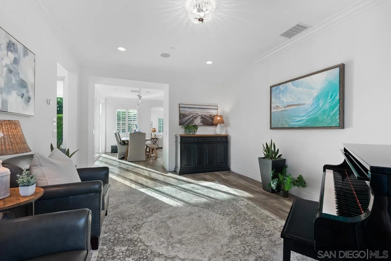 https://cdn.realtyfeed.com/cdn/127/260015422/333a150fcc027d18b552b8e0b4388c06.webp