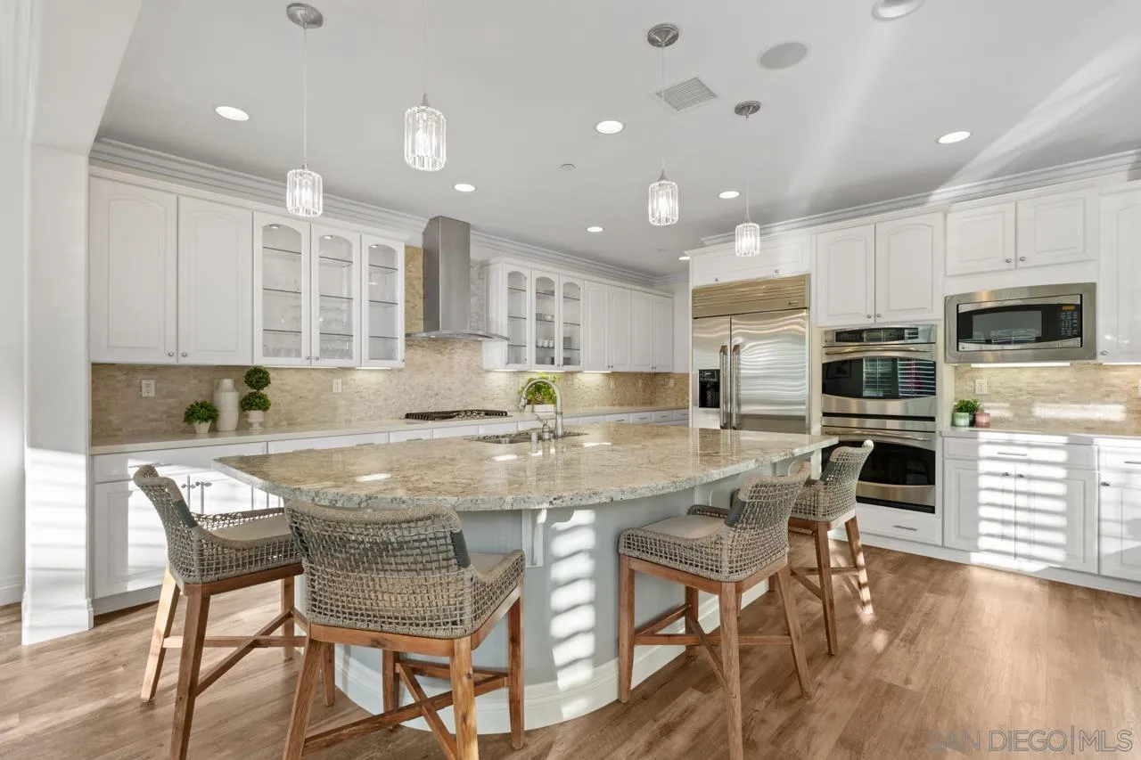 https://cdn.realtyfeed.com/cdn/127/260015422/845ca8630f1d6db8858886f241f5bce6.webp