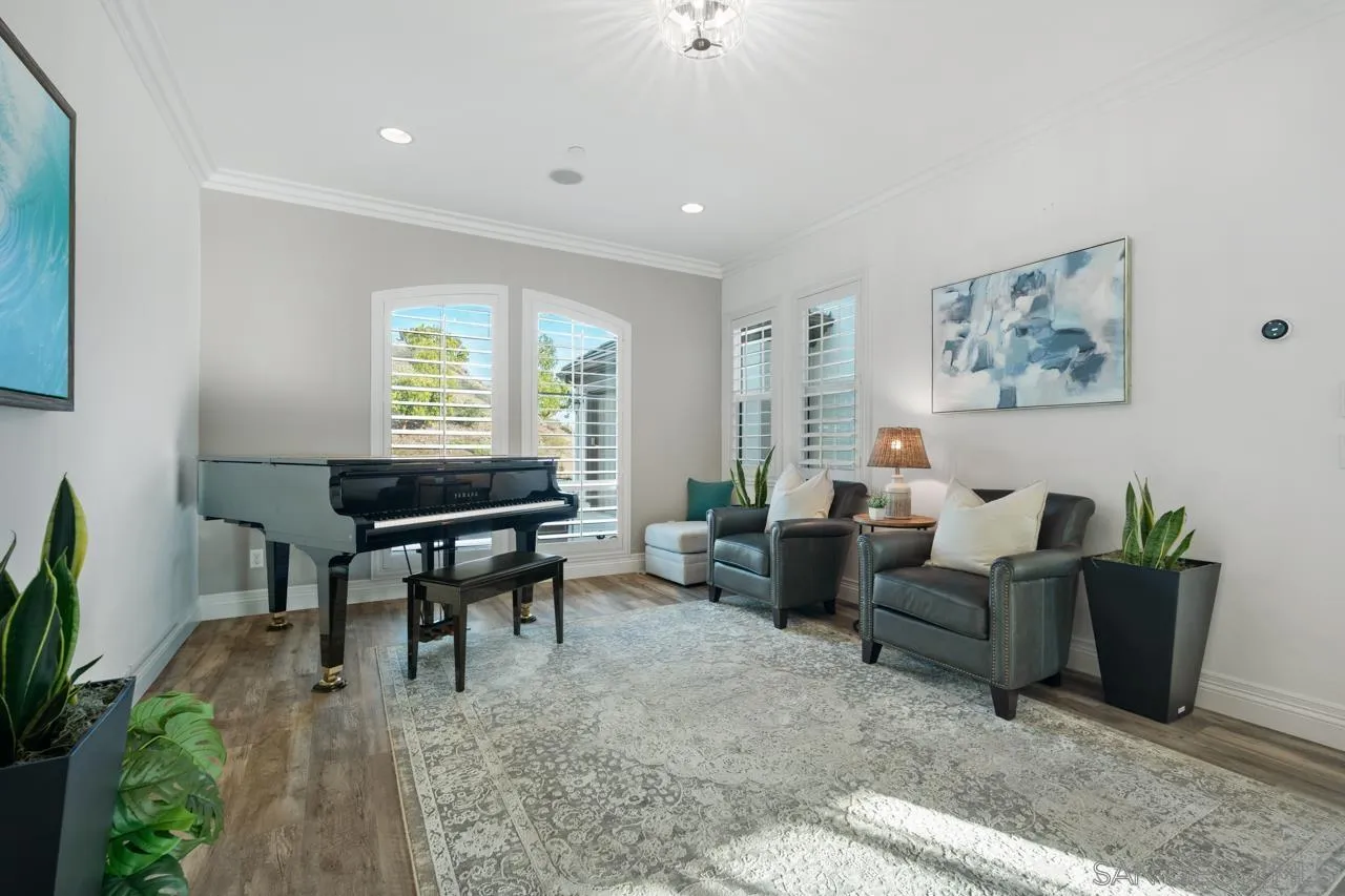 https://cdn.realtyfeed.com/cdn/127/260015422/87da373d9768febadf6891039c74c719.webp