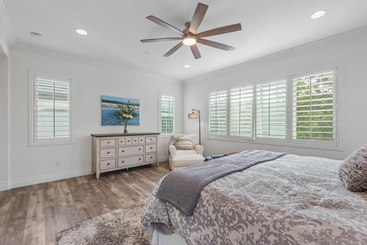 https://cdn.realtyfeed.com/cdn/127/260015422/df216c0b471d01f0cfe01a4a2bbd7be4.webp