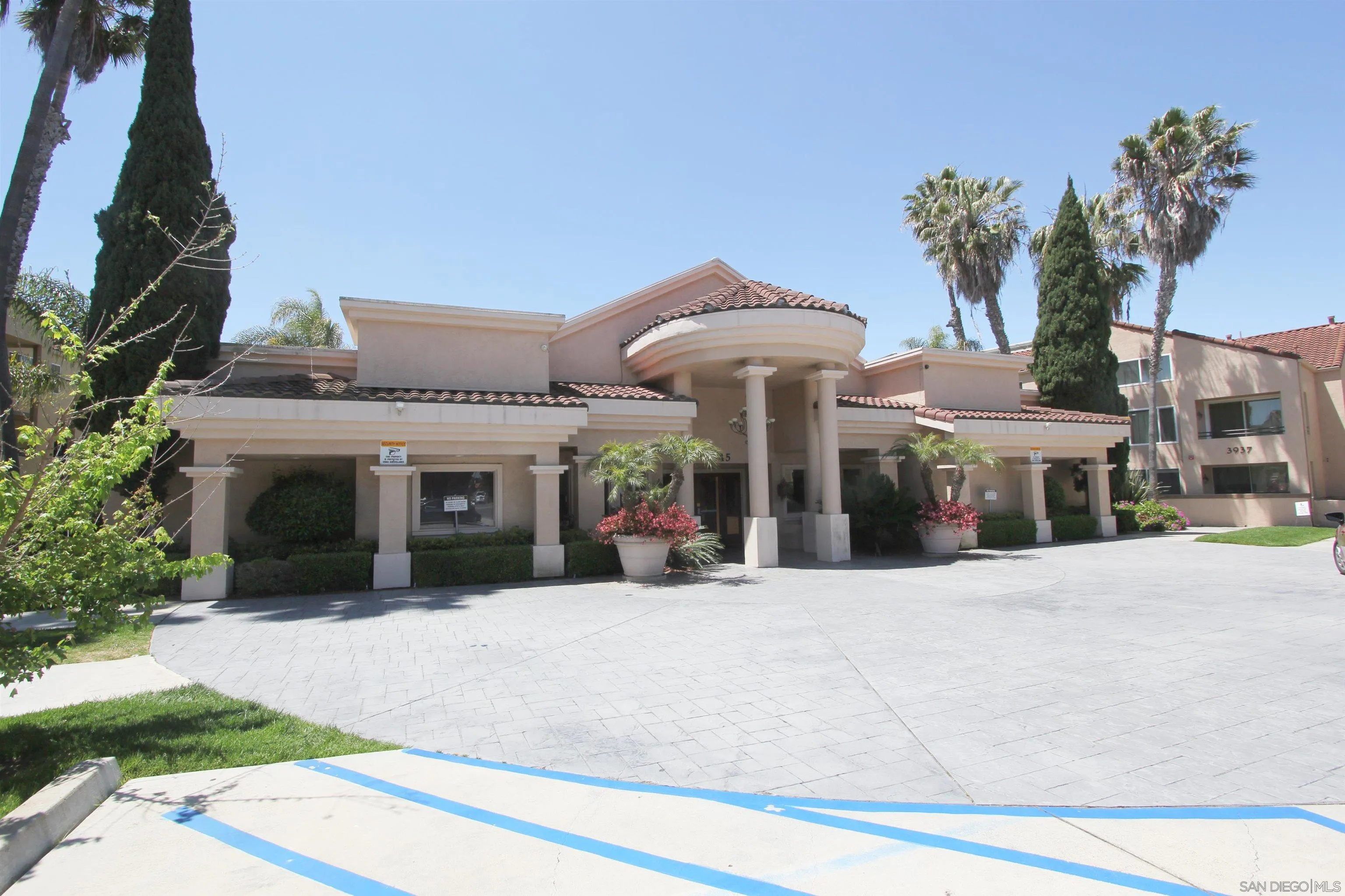 Photo #14: 260015425 Listing: Photo #14