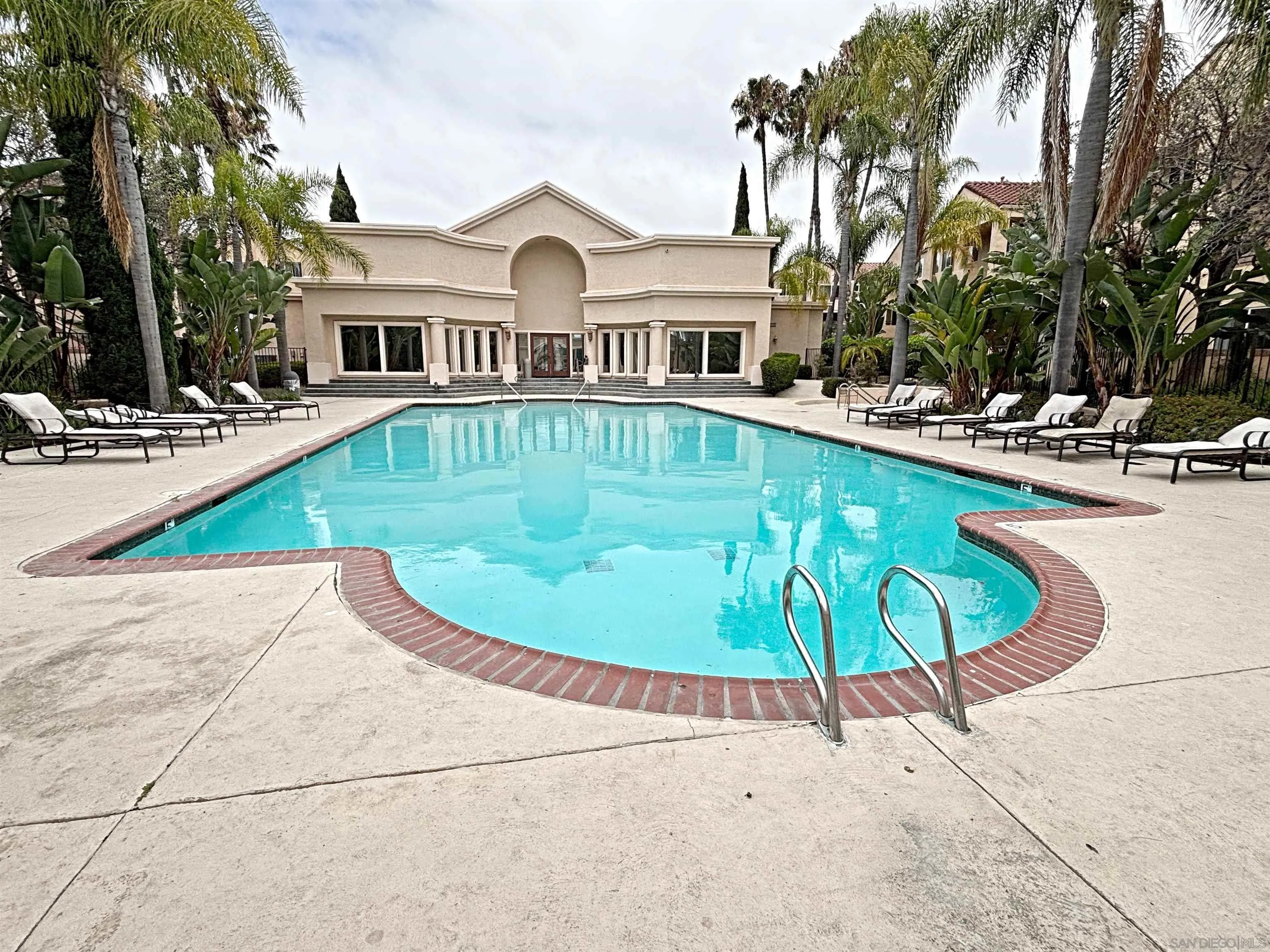 Photo #16: 260015425 Listing: Photo #16