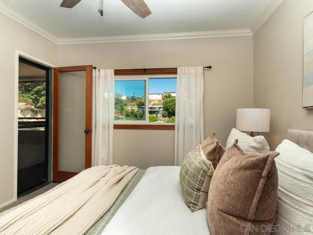 https://cdn.realtyfeed.com/cdn/127/260015426/395f09d4cb083c2086dbc3d888eec0a8.webp