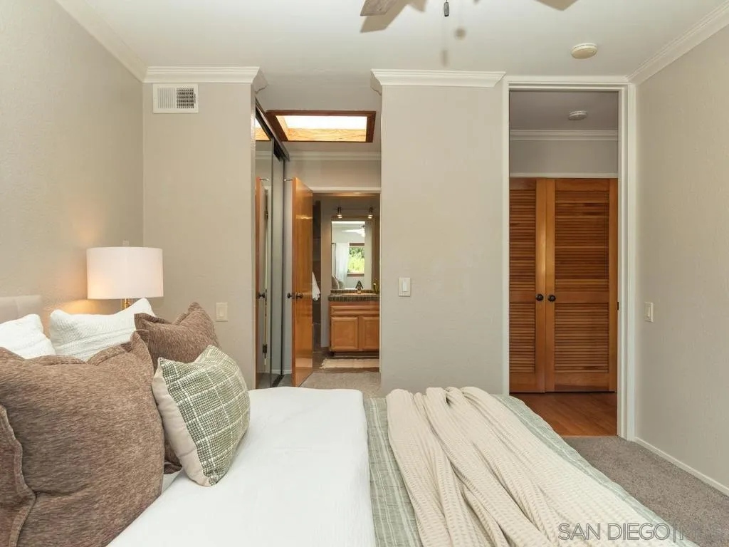 https://cdn.realtyfeed.com/cdn/127/260015426/a0a87c370e2a64349400b06a6b67968a.webp