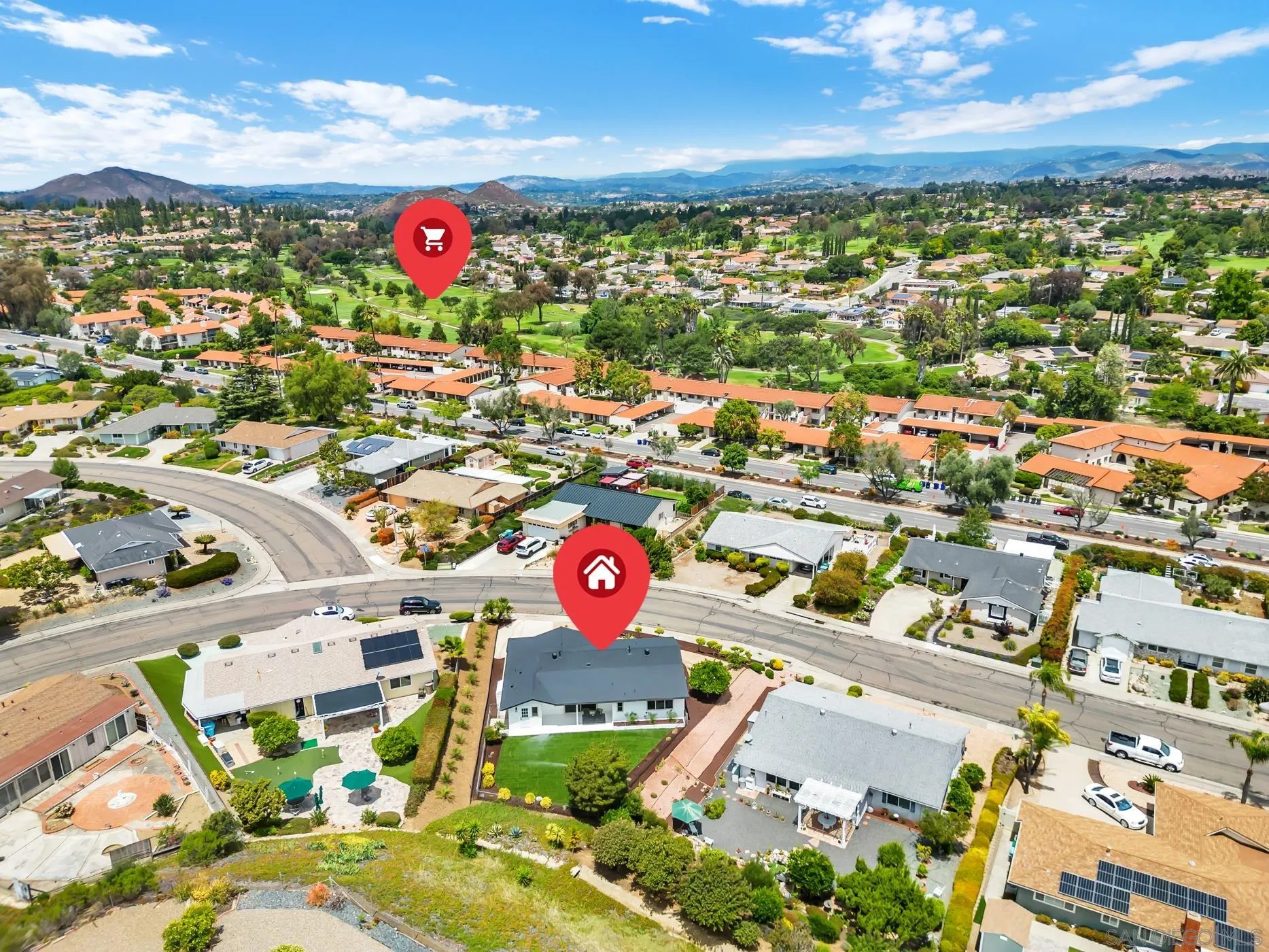 https://cdn.realtyfeed.com/cdn/127/260015430/465072a73143f938e2ddceb053b09897.webp