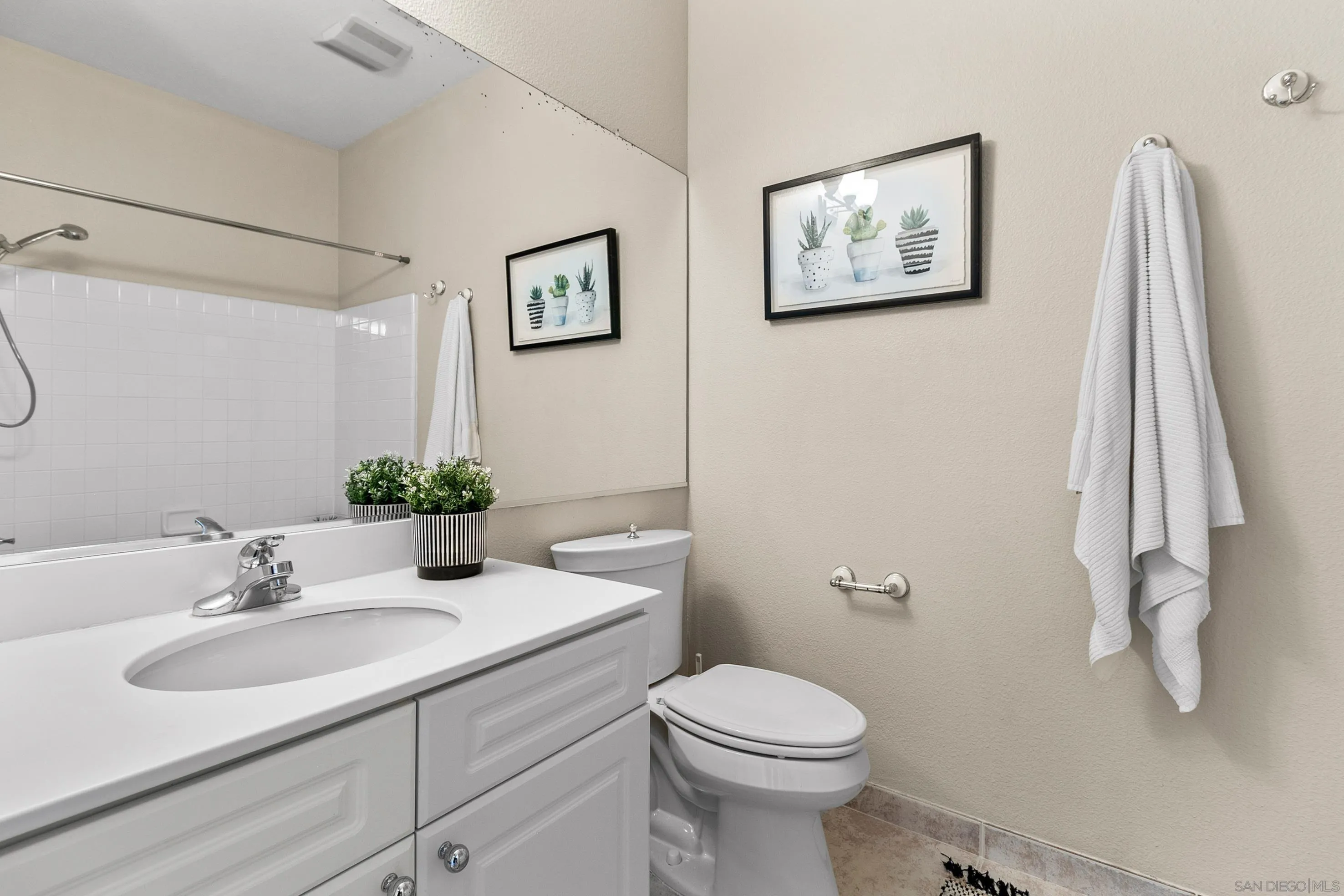 Photo #18: 260015431 Listing: Photo #18