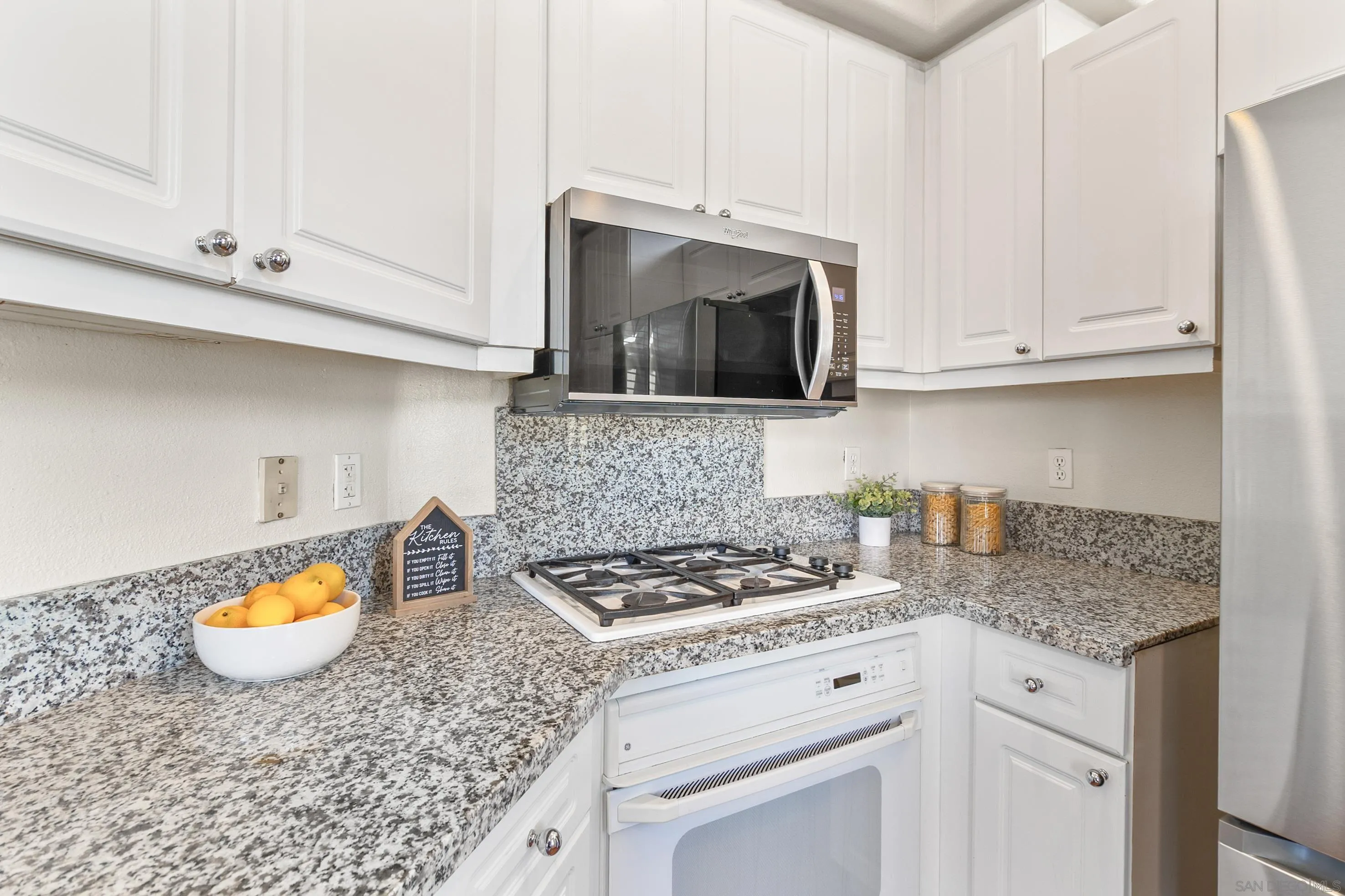 Photo #7: 260015431 Listing: Photo #7