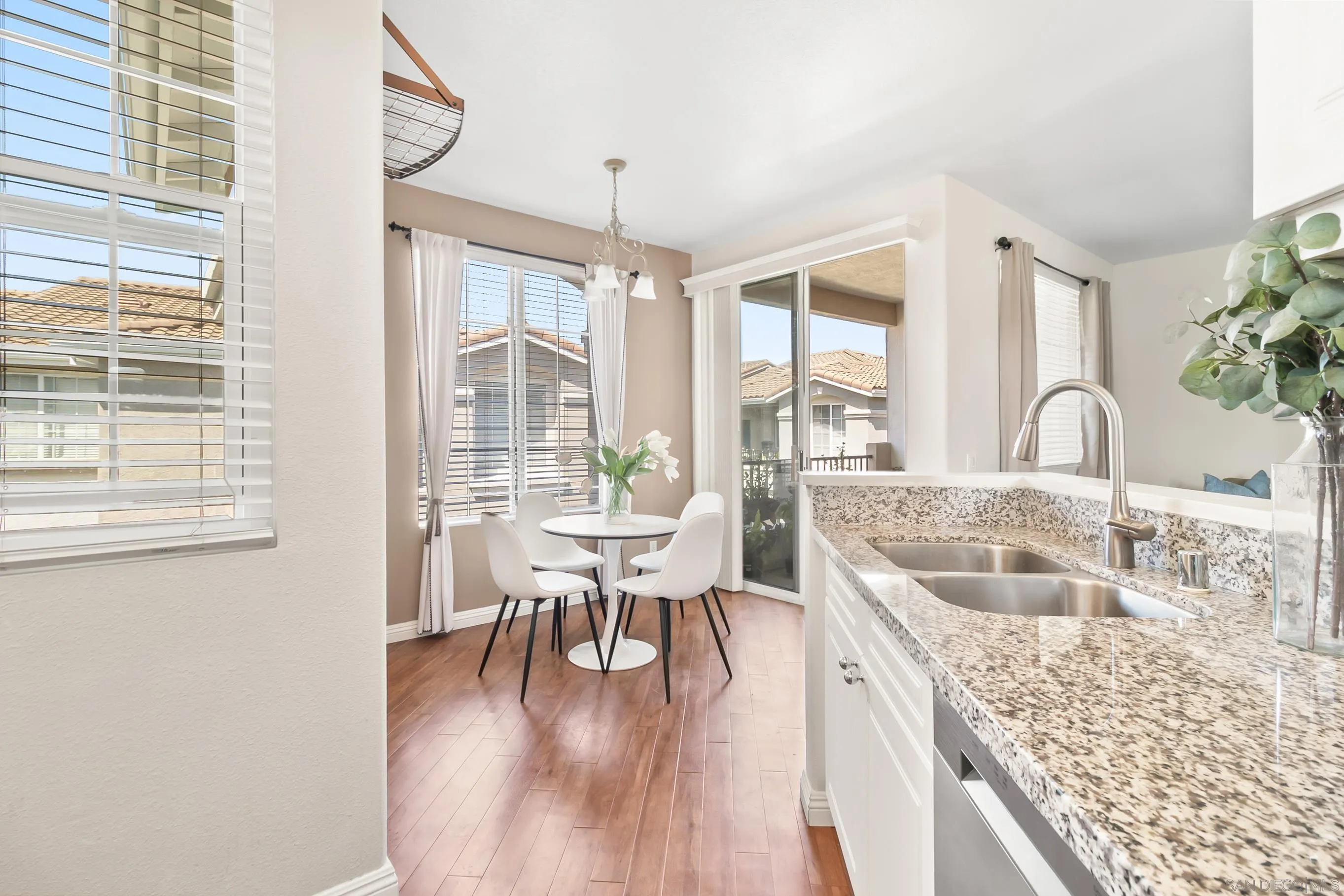 Photo #9: 260015431 Listing: Photo #9