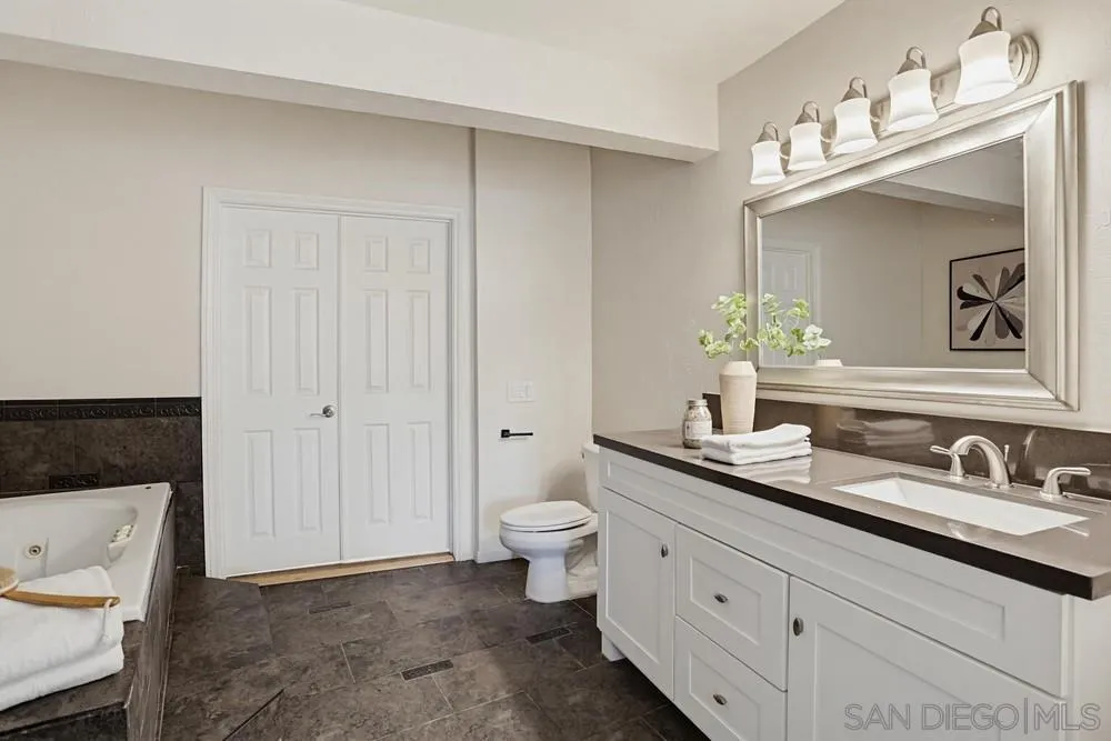 Photo #31: 260015434 Listing: Photo #31