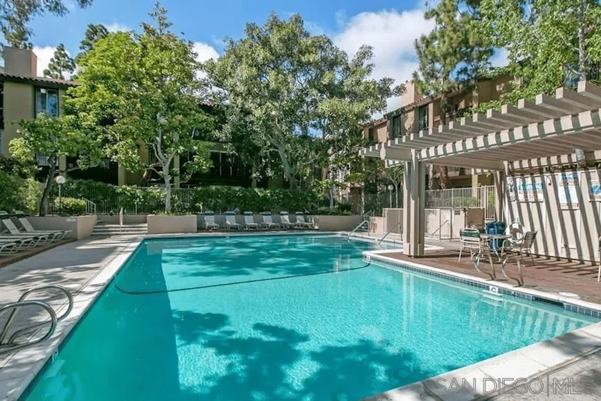 Photo #31: 260015436 Listing: Photo #31