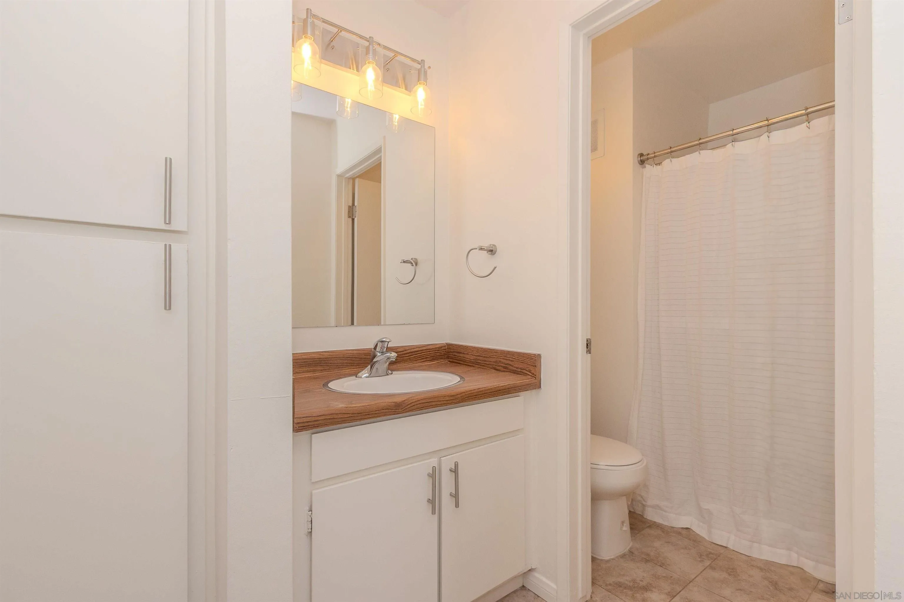 Photo #23: 260015436 Listing: Photo #23