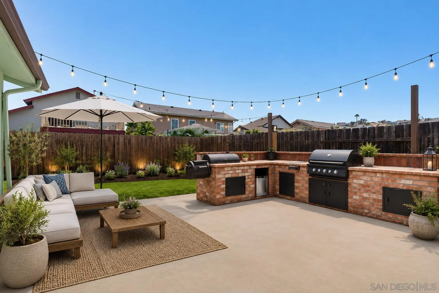 https://cdn.realtyfeed.com/cdn/127/260015439/68608a65974b46120da0176c784f45cb.webp