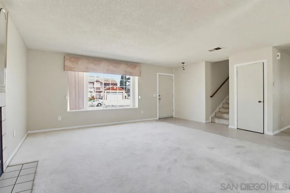 https://cdn.realtyfeed.com/cdn/127/260015439/932004c467c232fd12e935e6133572f6.webp