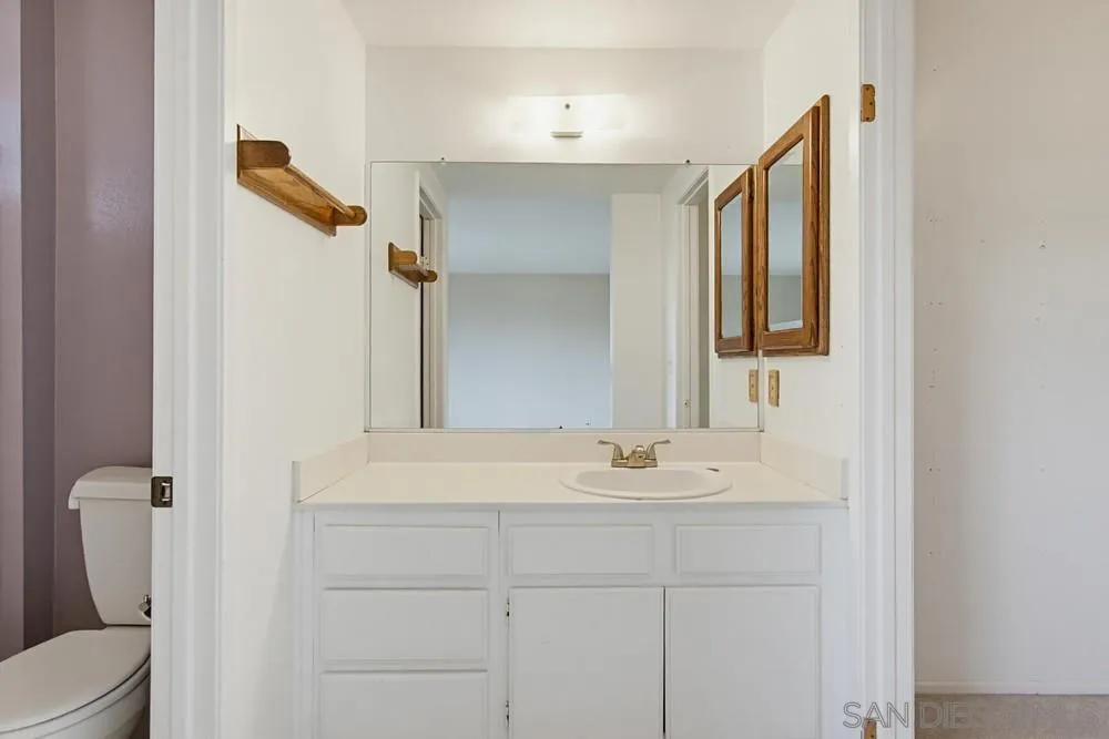 https://cdn.realtyfeed.com/cdn/127/260015447/d4ba7495ac547b86b5b65c79349ebb0e.webp