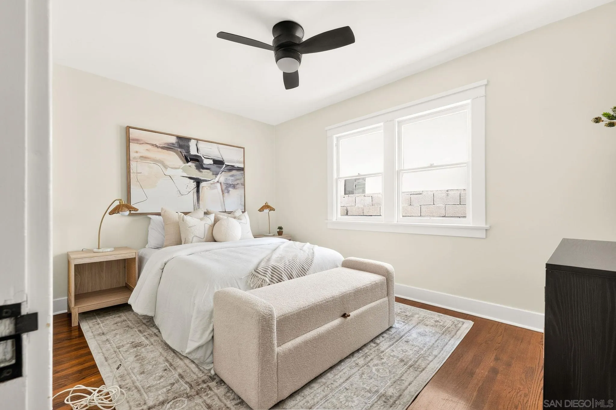 https://cdn.realtyfeed.com/cdn/127/260015449/25e6e25fd49101c516bdfe7917fb8e66.webp