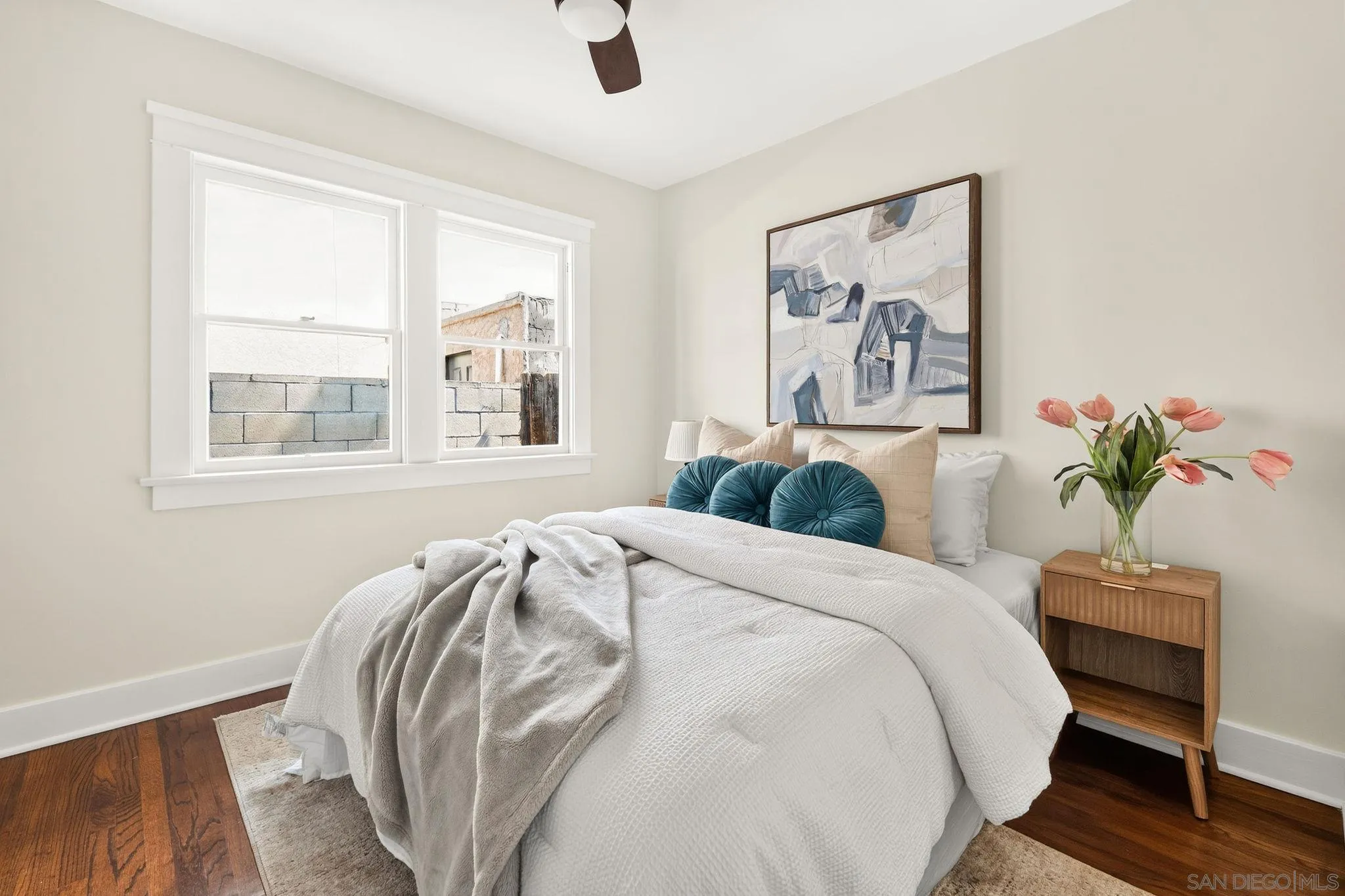 https://cdn.realtyfeed.com/cdn/127/260015449/fda45f91c4701411981c2f517d342435.webp