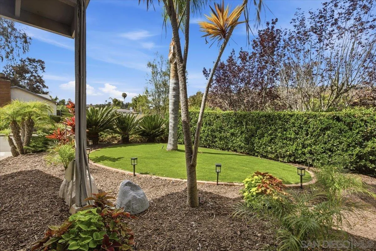 https://cdn.realtyfeed.com/cdn/127/260015450/366376e84080e21dc77ac80095166c32.webp