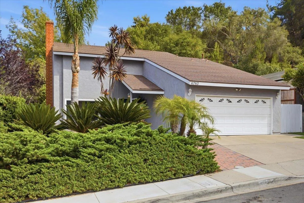 https://cdn.realtyfeed.com/cdn/127/260015450/3ce06188f4a639ebee5ca7c7e0909cfc.webp