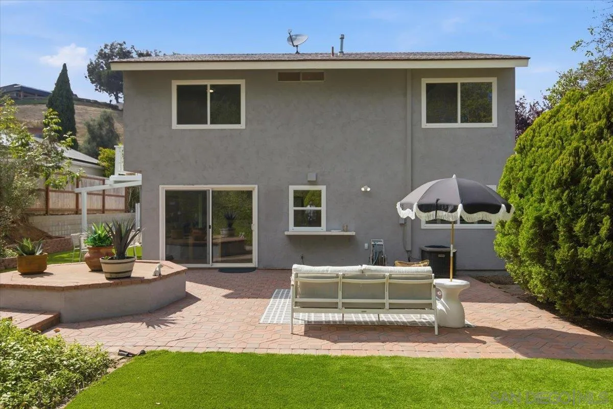 https://cdn.realtyfeed.com/cdn/127/260015450/53ee85c4686e6aa5321401e6af222e27.webp