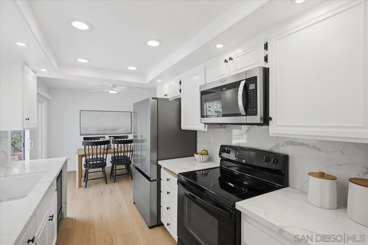https://cdn.realtyfeed.com/cdn/127/260015450/66b4231e257a617f9434de83237c2197.webp