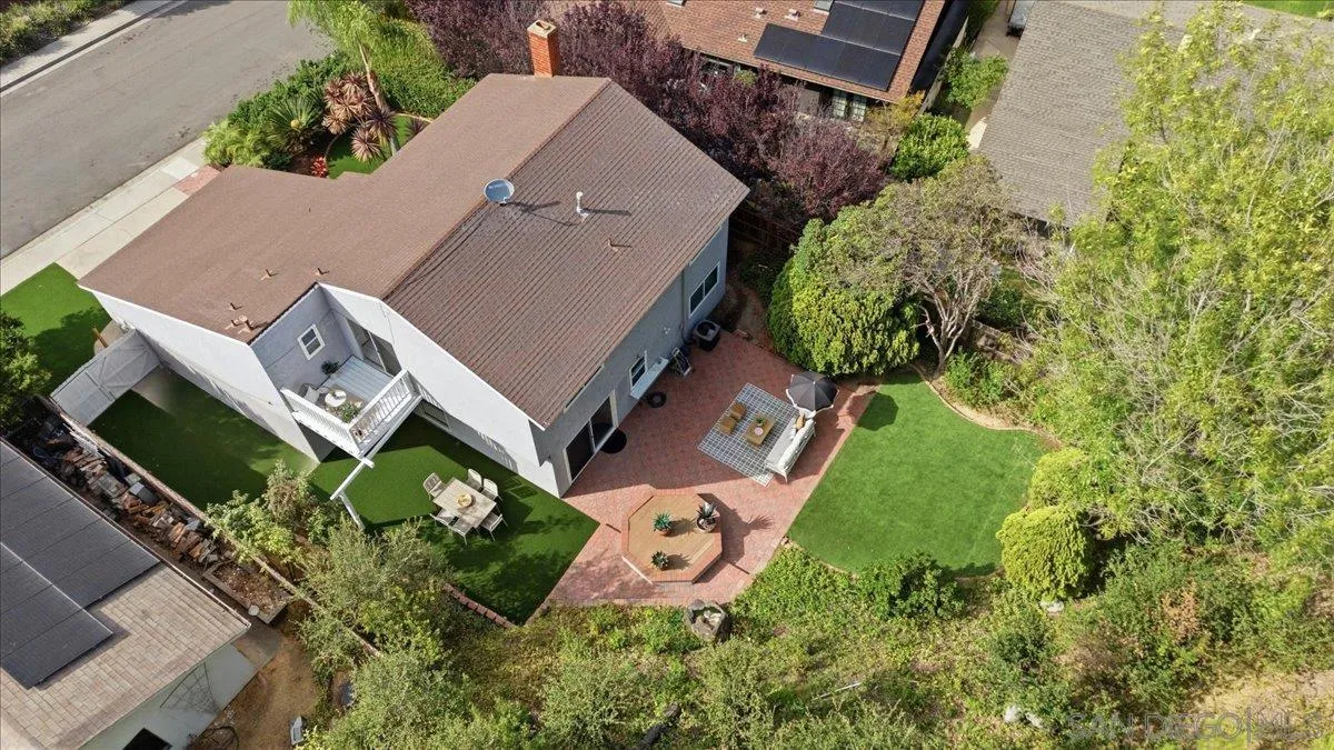 https://cdn.realtyfeed.com/cdn/127/260015450/b799cb1e09cfdd63672d25bc2ed81d2f.webp