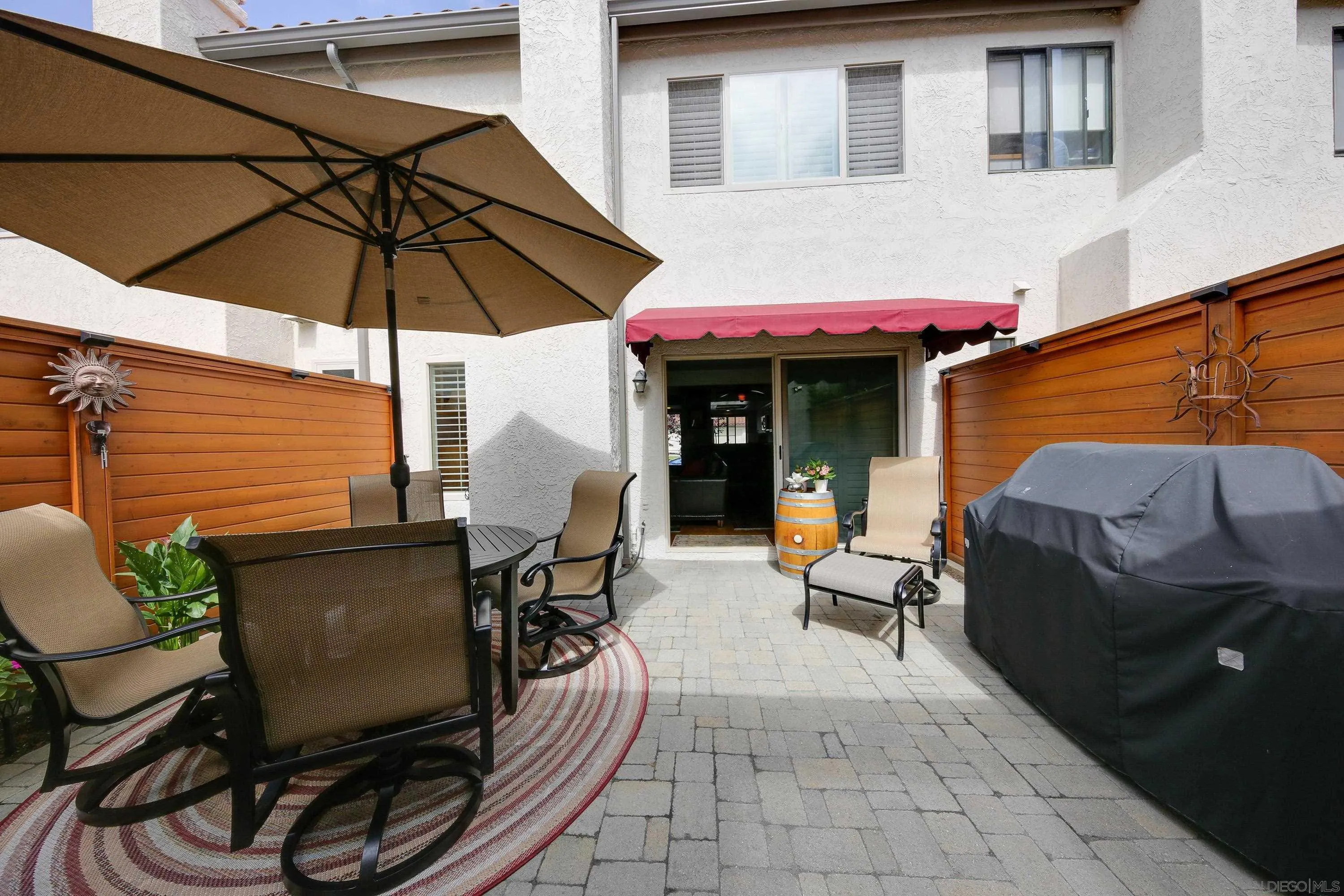 https://cdn.realtyfeed.com/cdn/127/260015452/07412d538ba6698f7300c8265b2d21b3.webp
