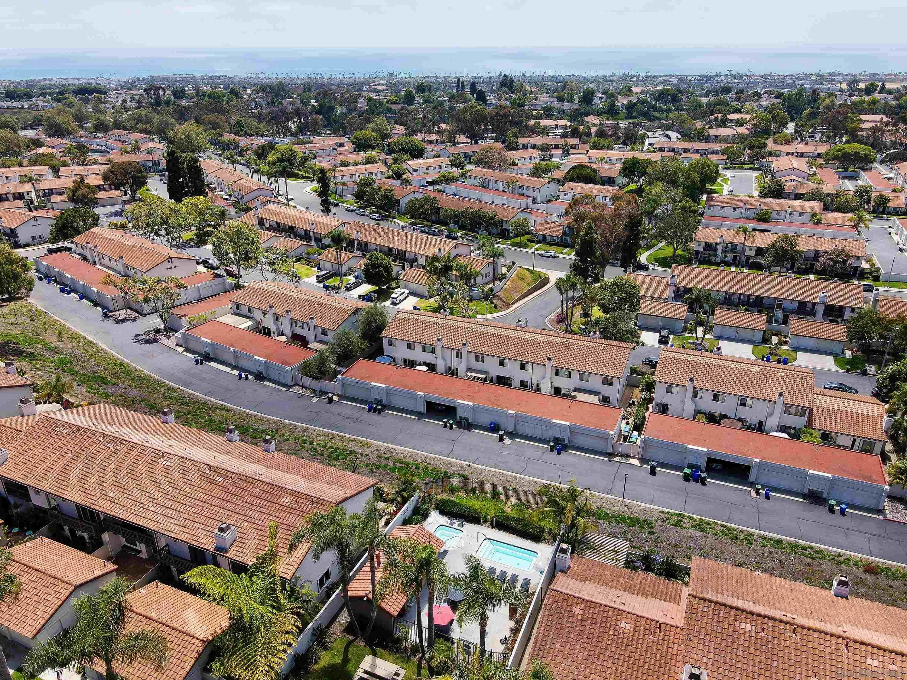 https://cdn.realtyfeed.com/cdn/127/260015452/083a55b6523b79b118906ce8a94e3aee.webp