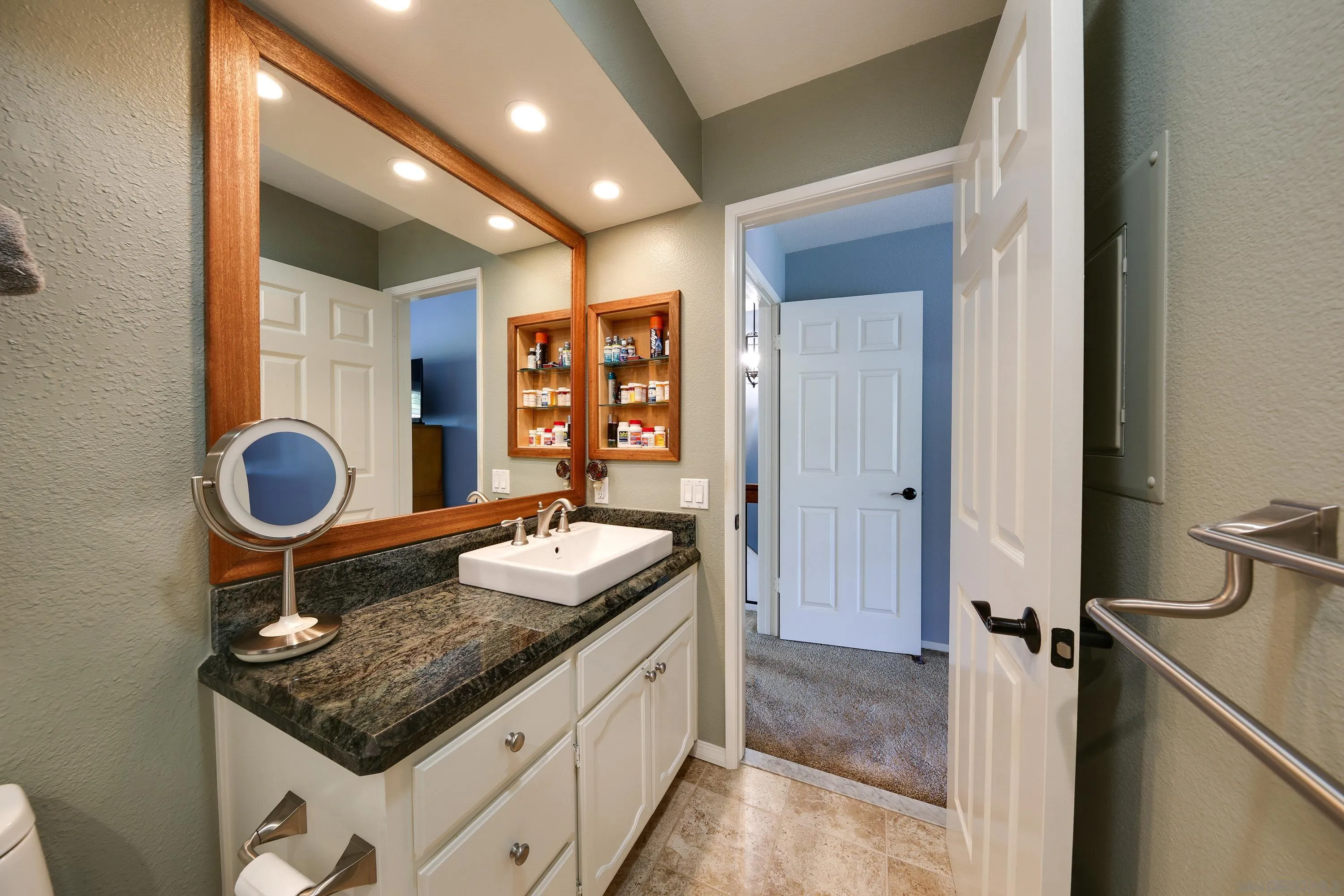 https://cdn.realtyfeed.com/cdn/127/260015452/329ef0e446acb0bbb0183f6426f366fc.webp