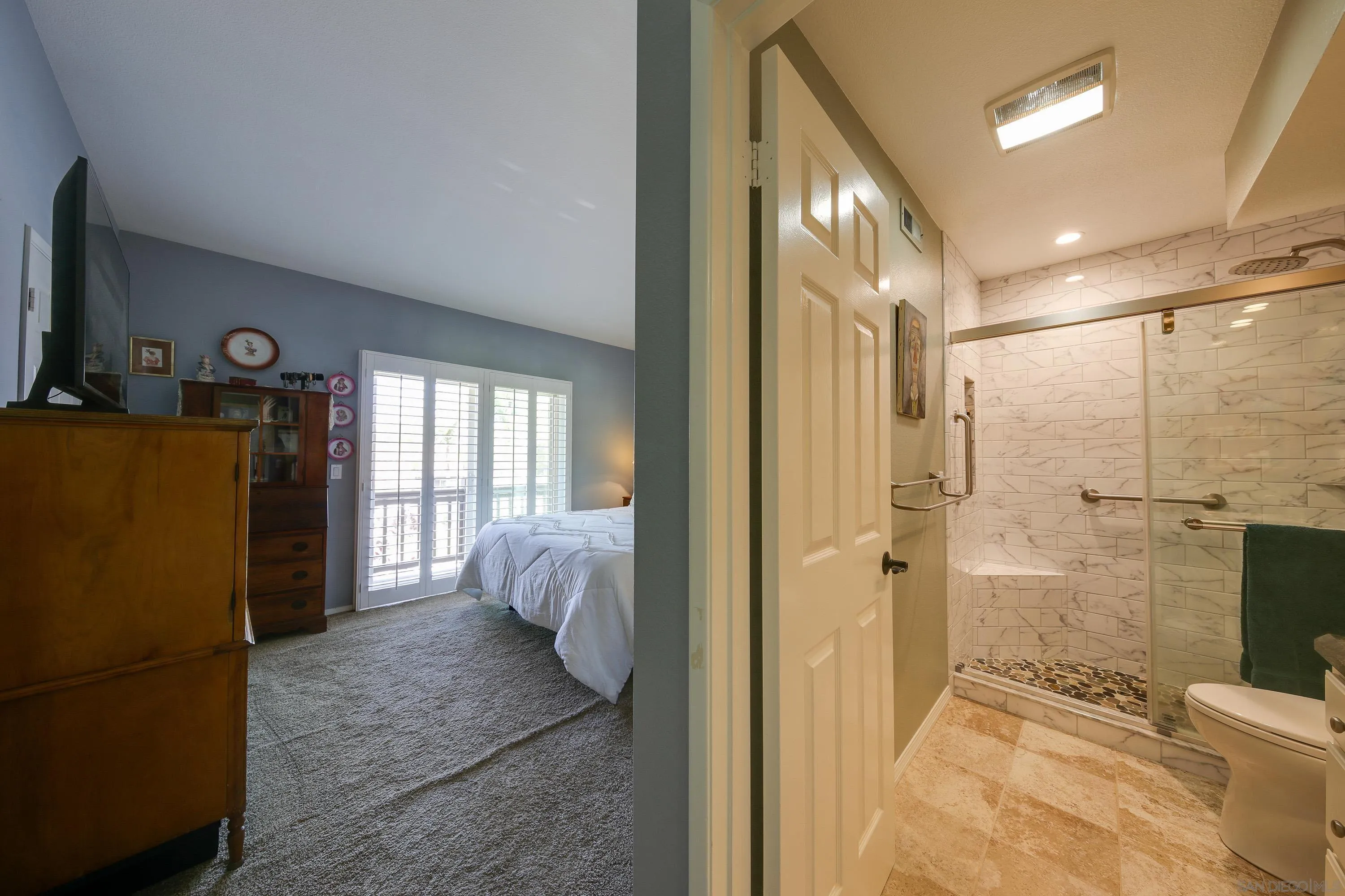 https://cdn.realtyfeed.com/cdn/127/260015452/c3ba591f6919403d9693532d074c2feb.webp