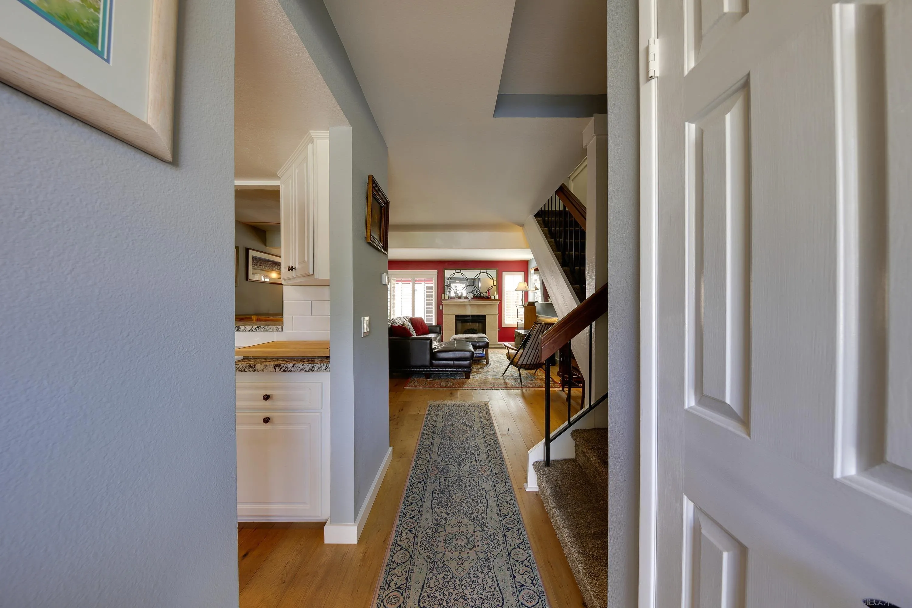 https://cdn.realtyfeed.com/cdn/127/260015452/ef03c74d2524e9ca68e996a01f9a38f0.webp