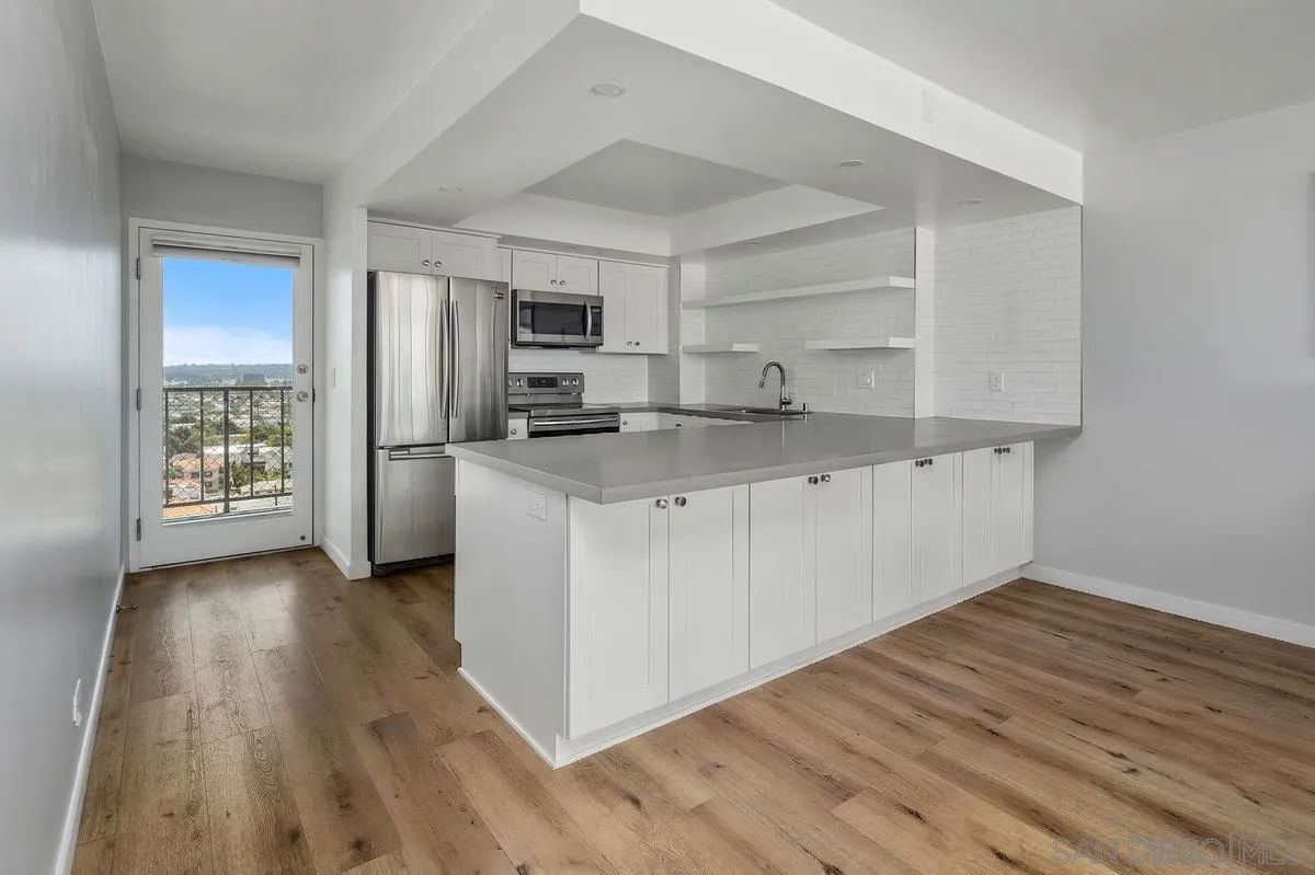 4944 Cass St Unit 1102, Pacific Beach, CA 92109 - Photo 3 of 27, Pacific Beach, CA