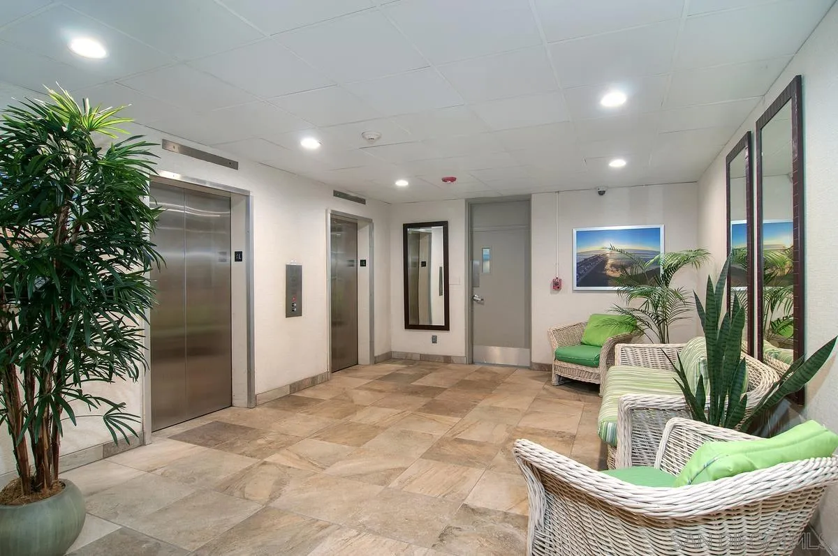 https://cdn.realtyfeed.com/cdn/127/260015453/3c8ab73ddc8f7822ee0e0eebeab0ac57.webp