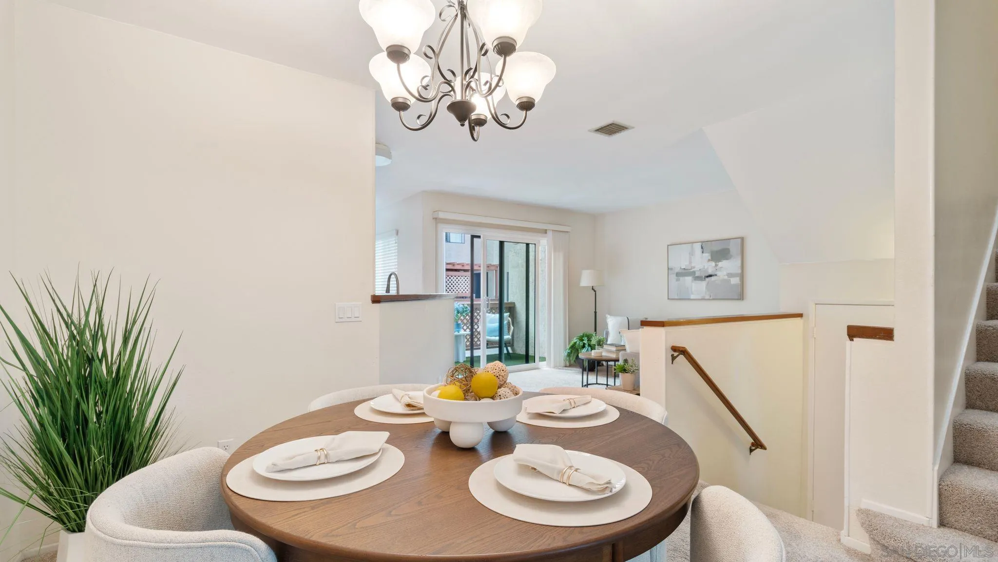 Photo #12: 260015454 Listing: Photo #12
