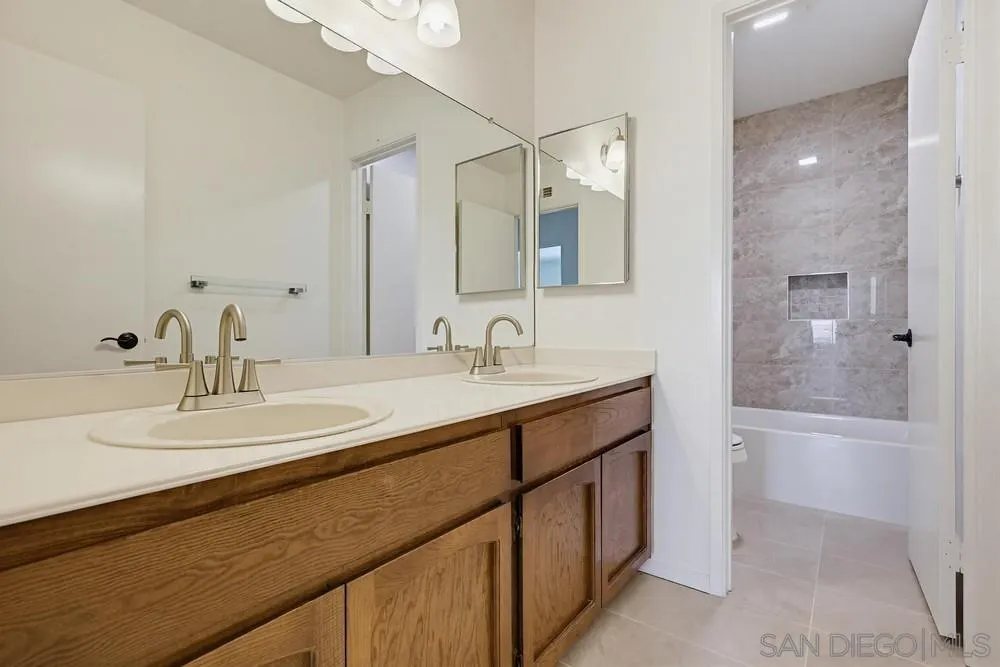 https://cdn.realtyfeed.com/cdn/127/260015456/0237389c6ad1f9ad13807f06f43bc39f.webp